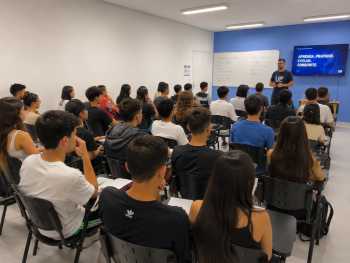 Turma da UP em sala de treinamento
